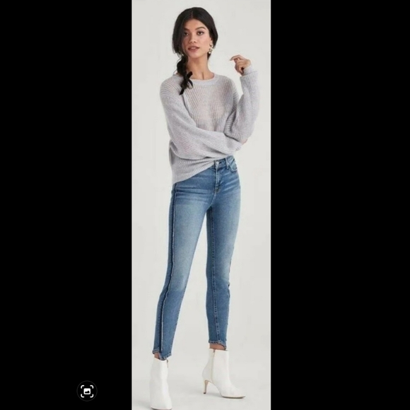 7 For All Mankind Highrise Jeans - Picture 2 of 16